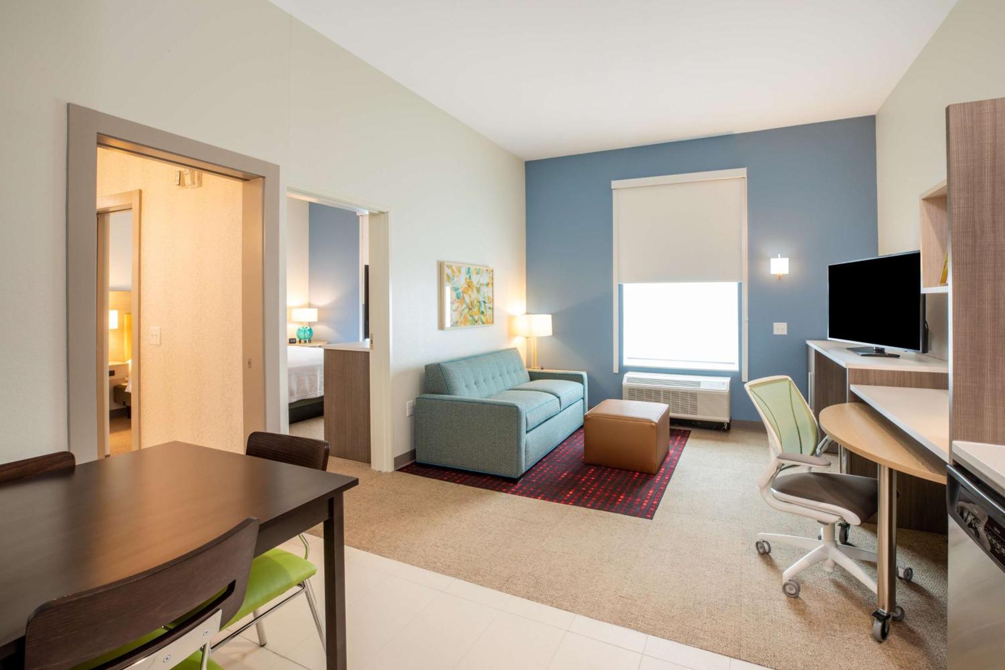 Hotel Home2 Bush Intercontinental Airport Iah Beltway 8 3*