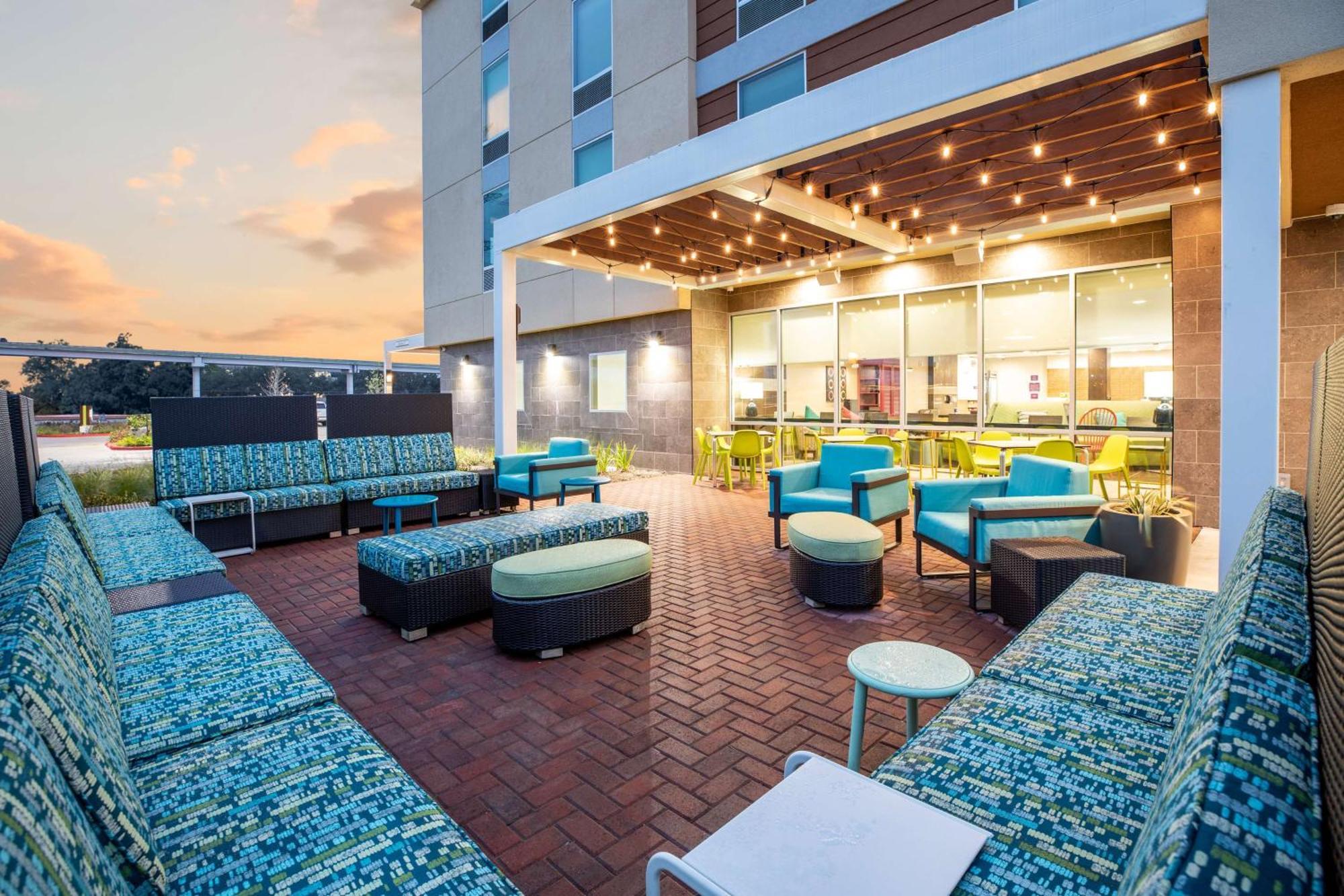 Home2 Bush Intercontinental Airport Iah Beltway 8 3* Houston